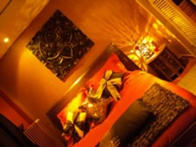 Room Route de Brézilhac in Villeneuve-lès-Montréal