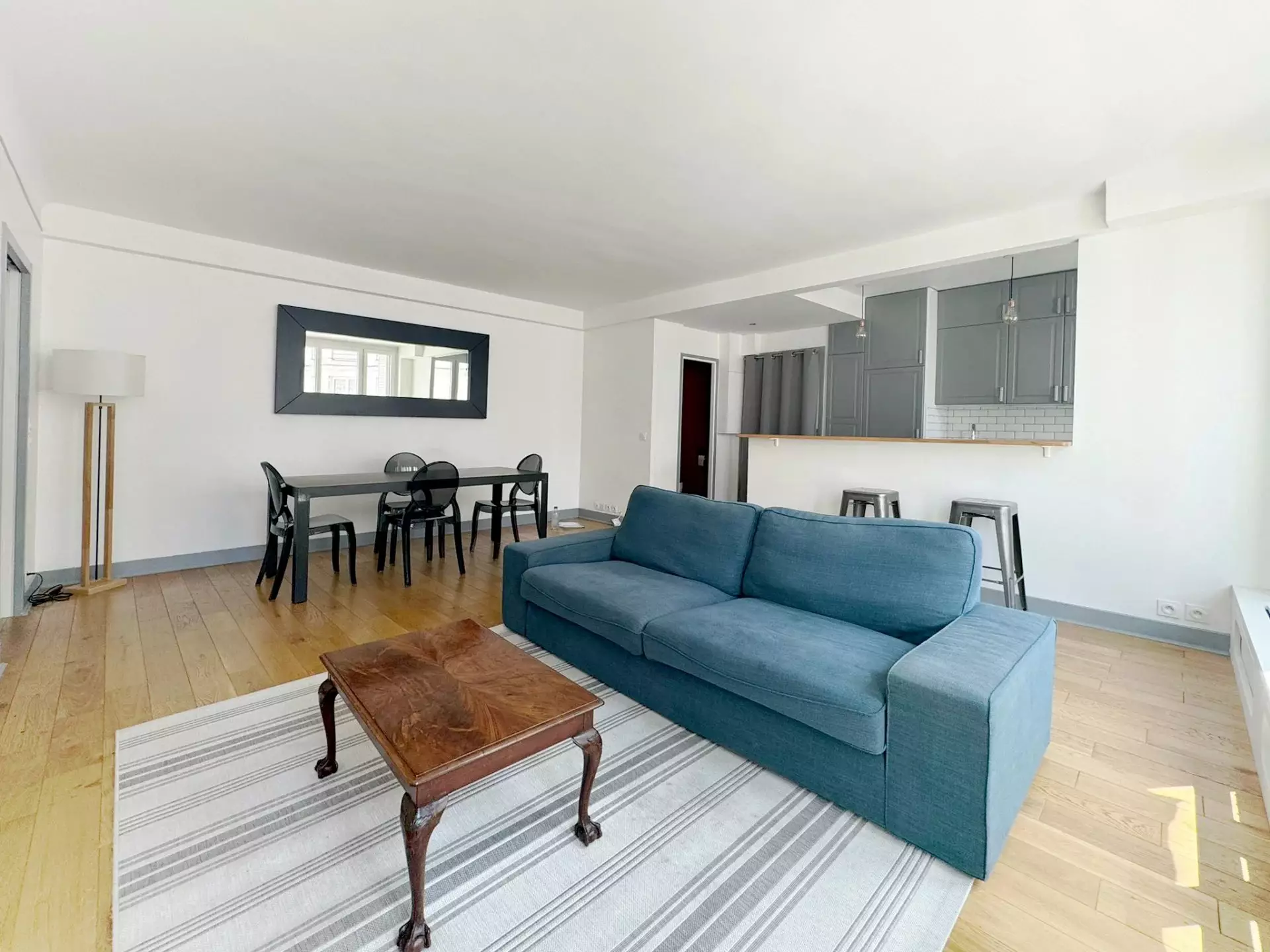 Appartement Place du Marché à Neuilly-sur-Seine