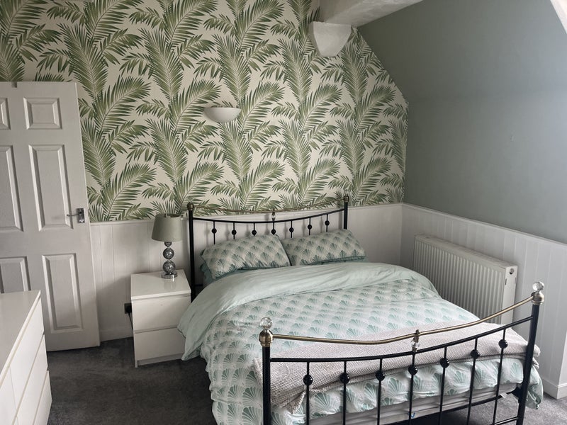 Room Alverthorpe Road in Wakefield