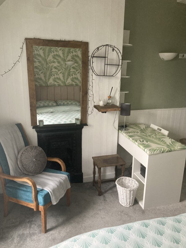 Room Alverthorpe Road in Wakefield