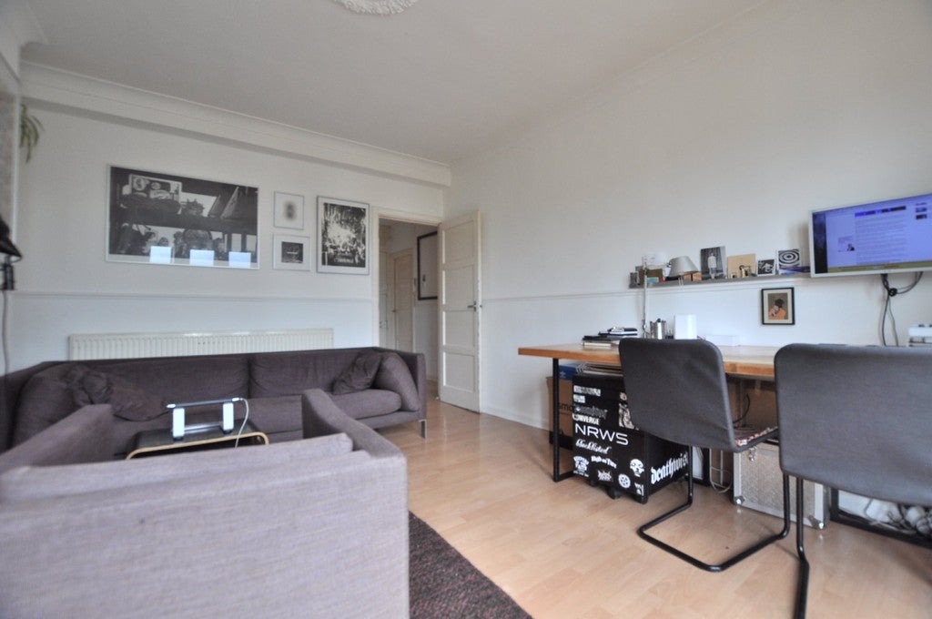 Flat Weymouth Terrace in Greater London