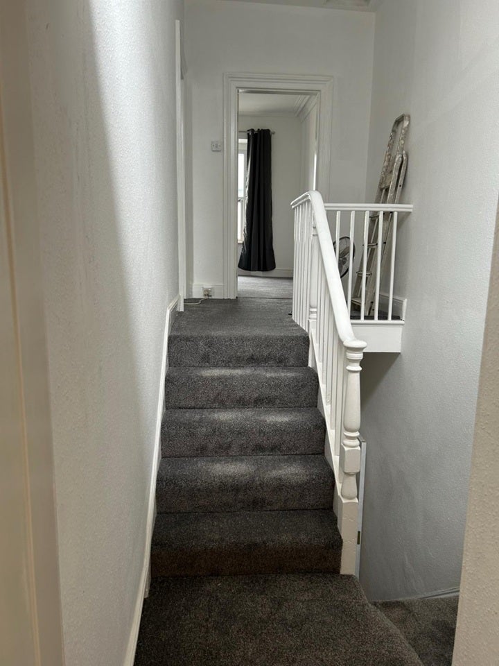 Flat Clarence Place in Plymouth