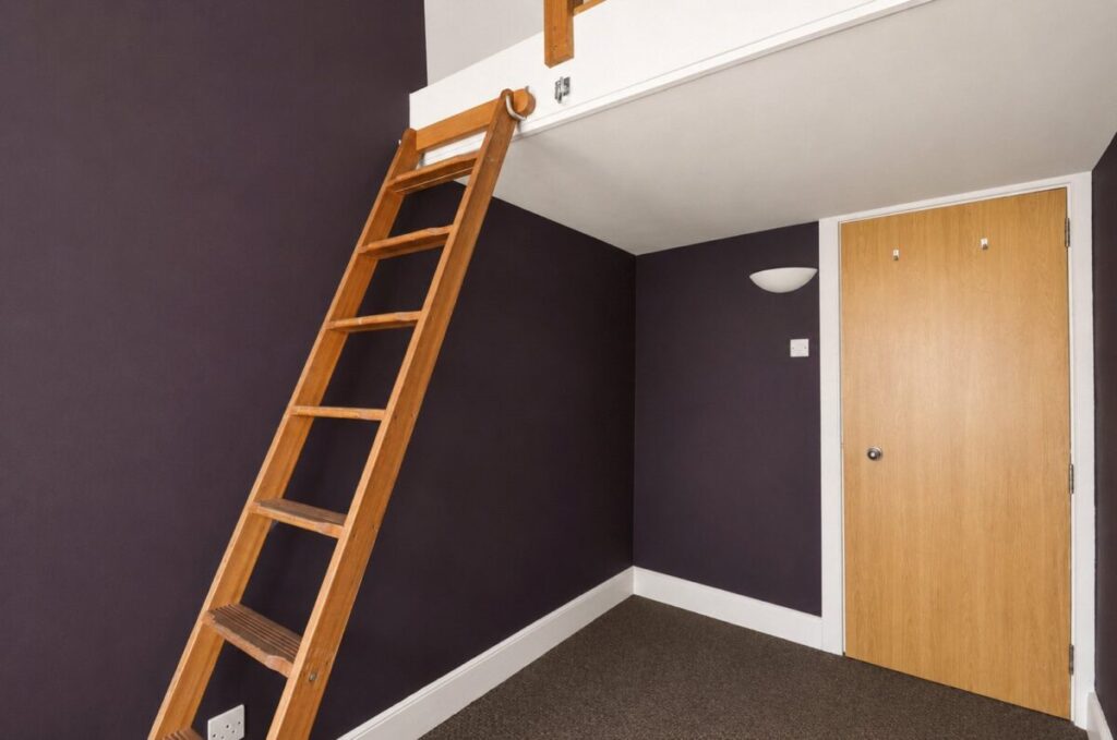 Flat Colston Street in Bristol