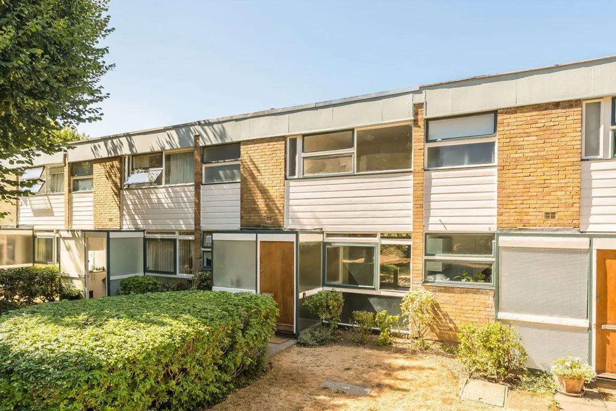 House Fieldend in Greater London