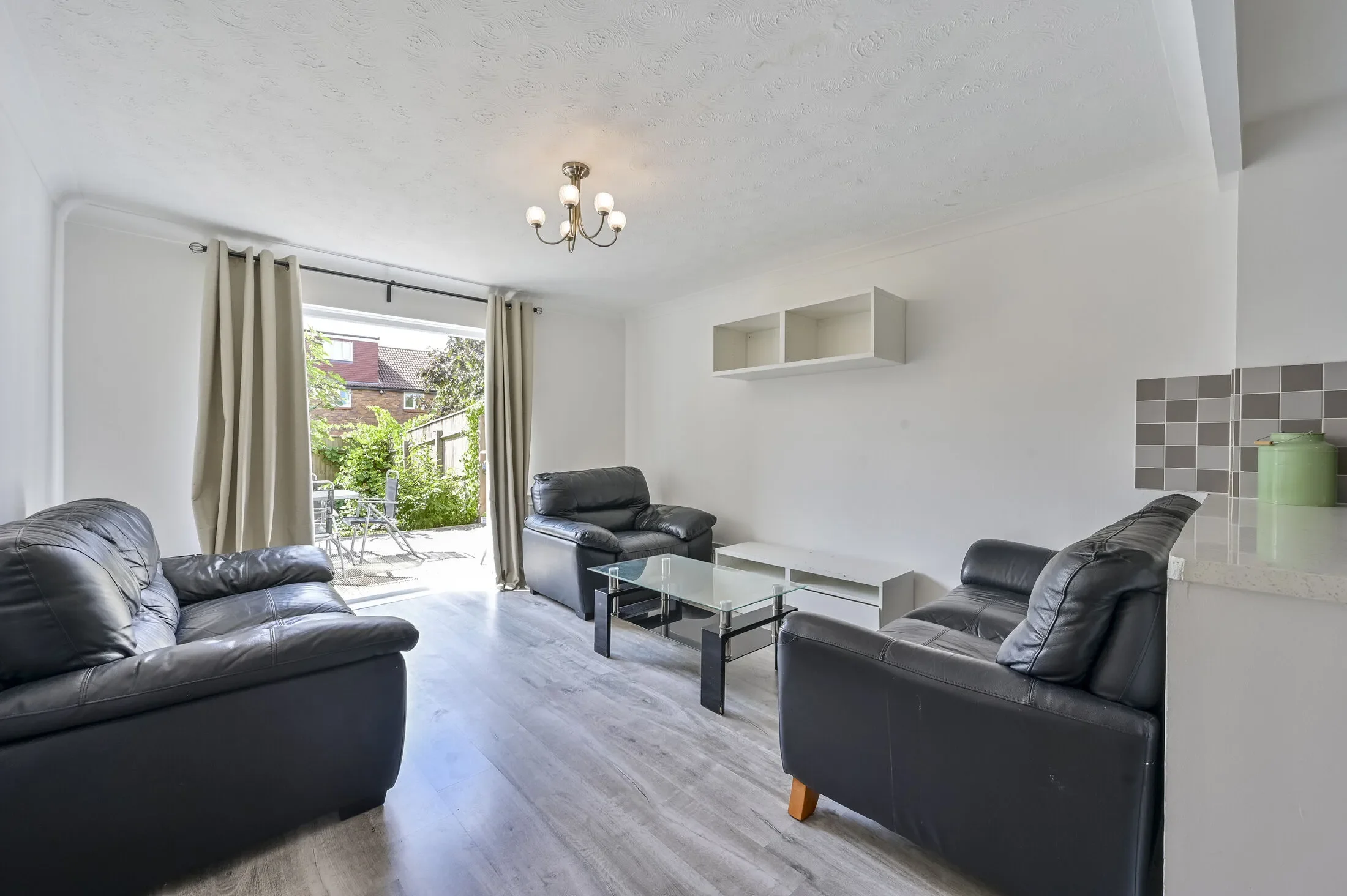 House Keats Close in Greater London
