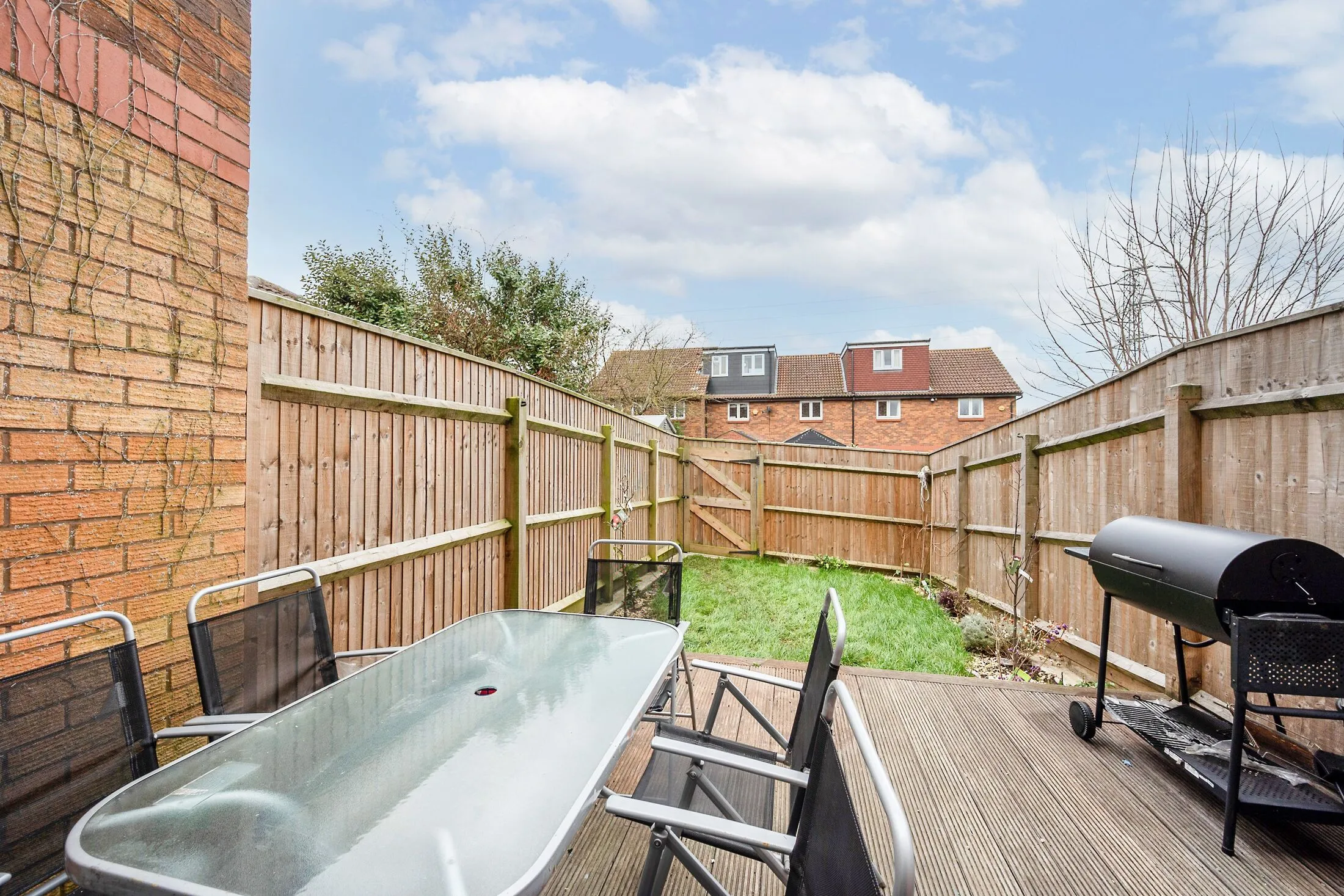 House Keats Close in Greater London