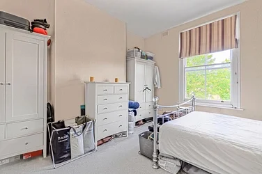 Flat Willesden Lane in Greater London