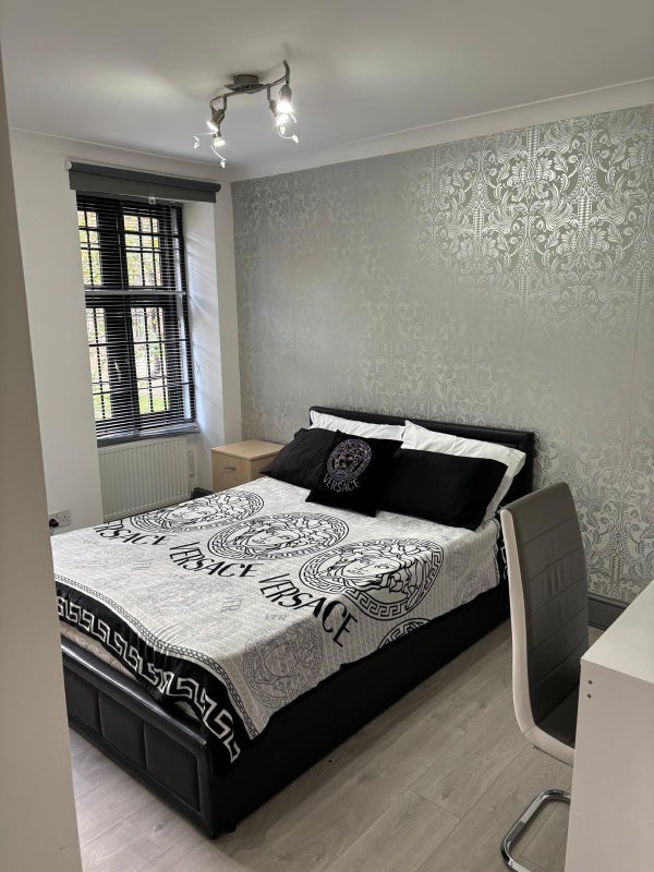 Room Greystoke Gardens in Greater London
