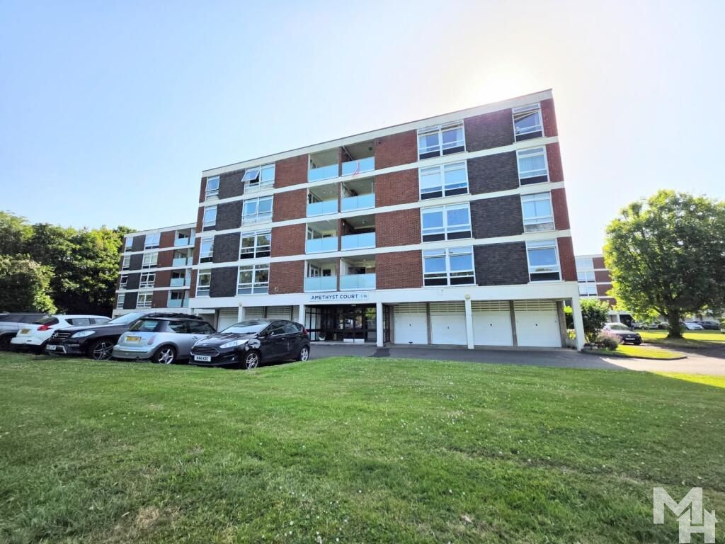 Flat Chelmscote Road in Metropolitan Borough of Solihull