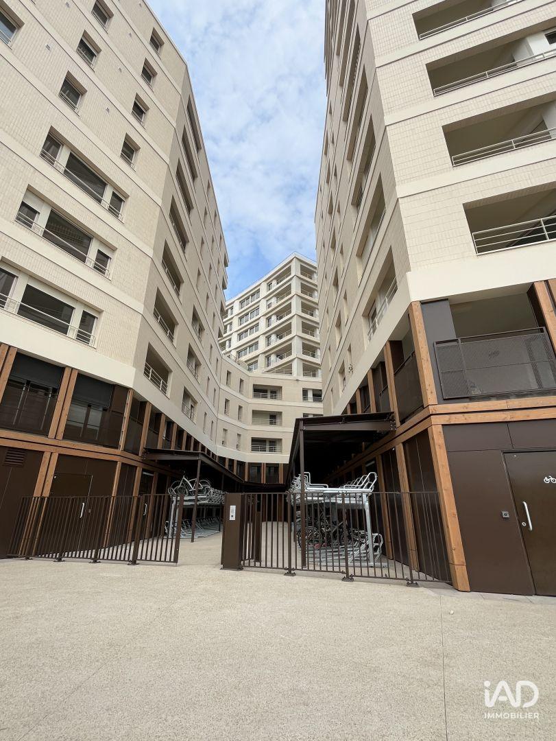 Flat Boulevard Joliot-Curie in Bordeaux