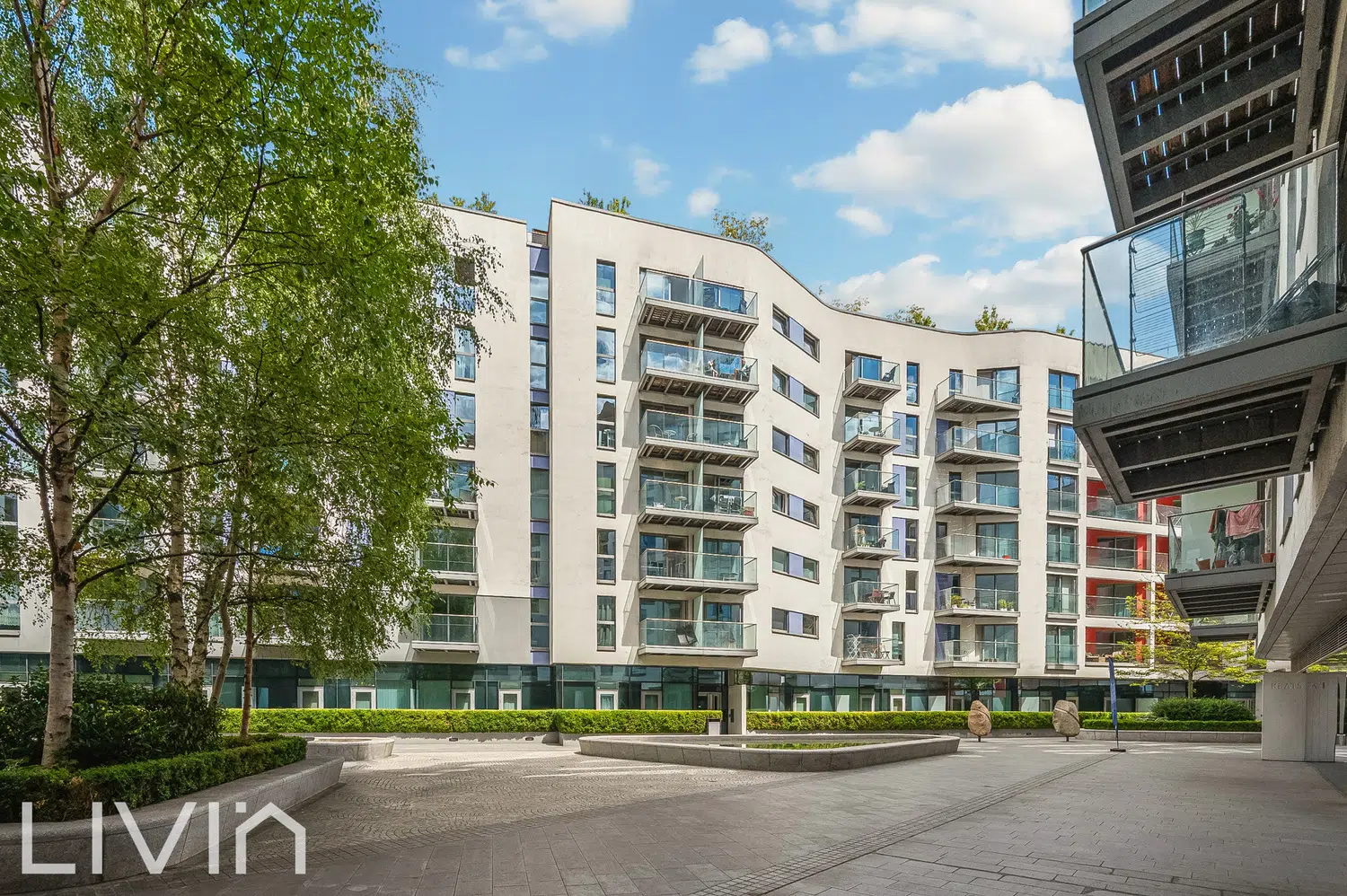 Flat Saffron Square in Greater London
