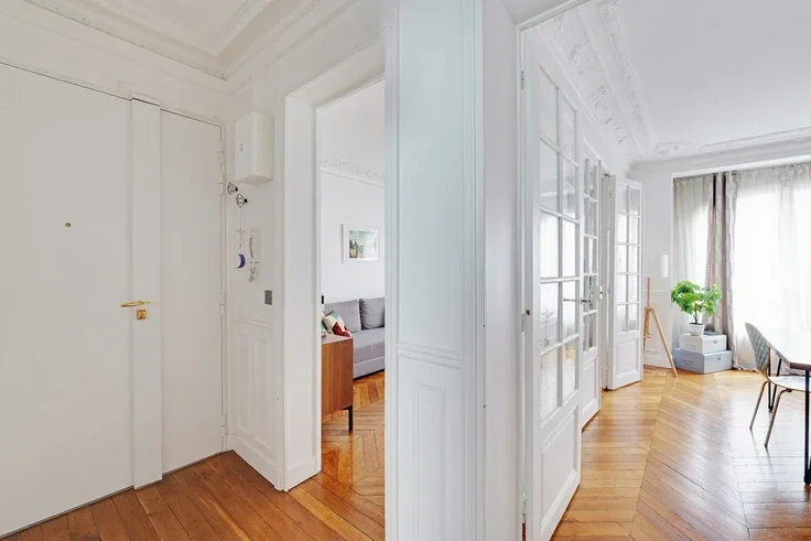 Flat Rue Pétrarque in Paris