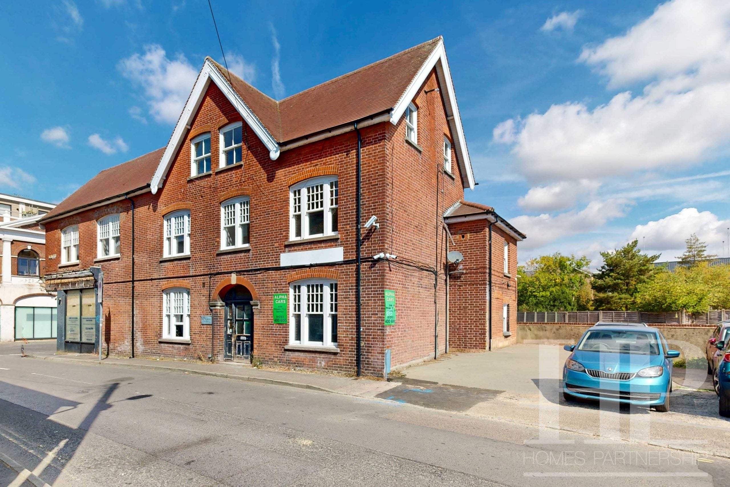 Flat East Park in Crawley