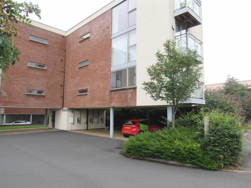 Flat Gobowen Road in Oswestry