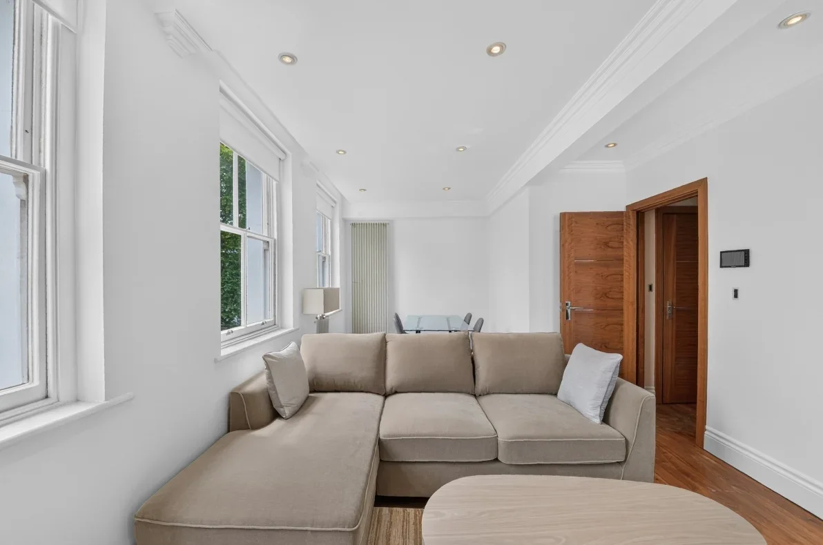 Flat Porchester Gardens in City of Westminster