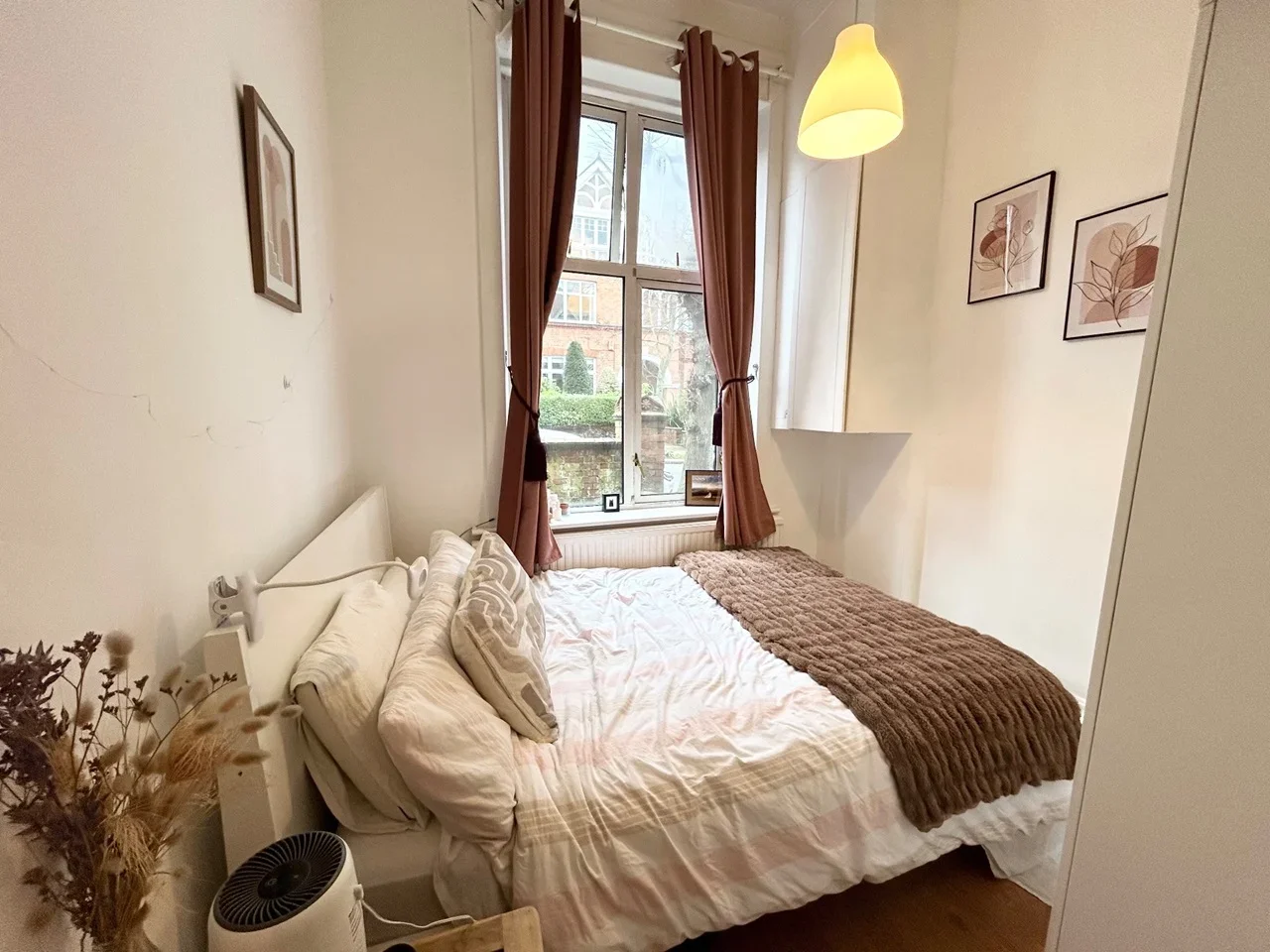 Flat Lymington Road in Greater London