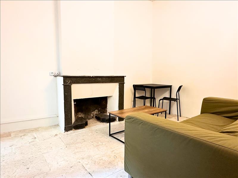 Appartement Rue Bachalas à Nîmes