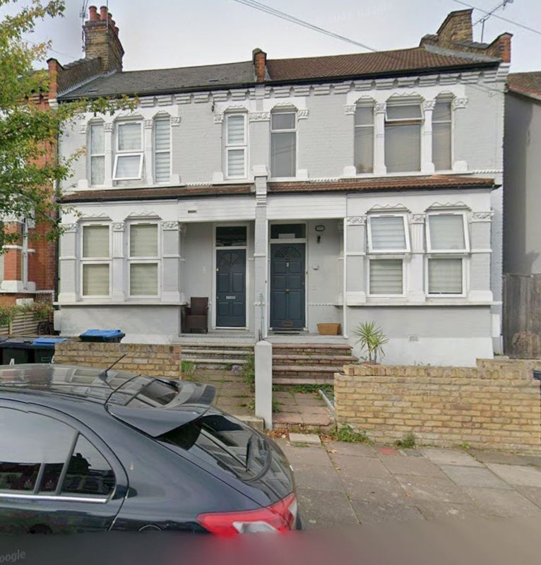 Room Hardwicke Road in Greater London