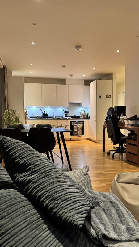 Room Penny Brookes Street in Greater London