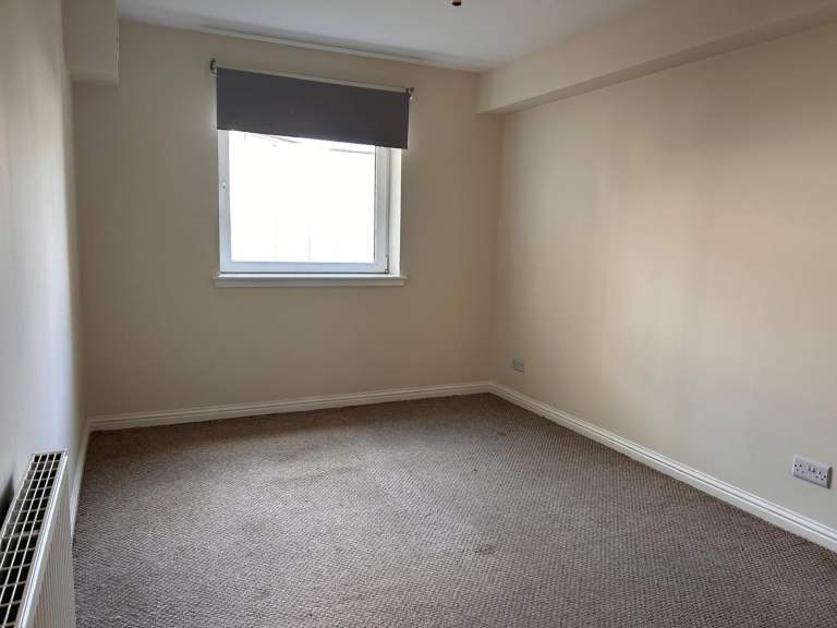Flat Lothian Street in Bonnyrigg