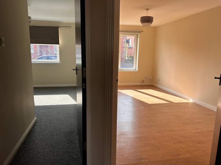 Flat Lothian Street in Bonnyrigg