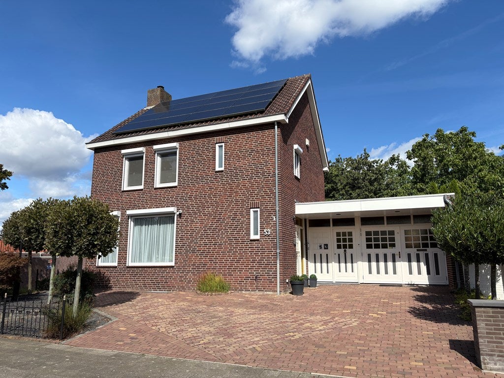 Huis Schepenbank 53 in Haelen