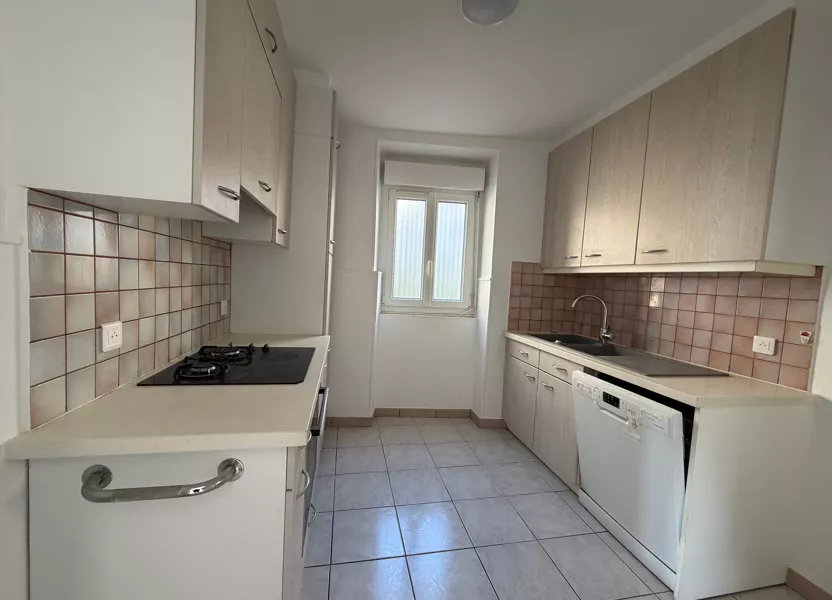 Appartement Rue Pasteur à Lavanderie