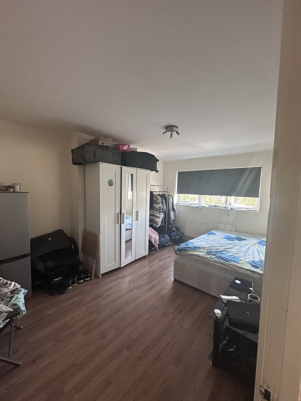 Room Southend Lane in Greater London