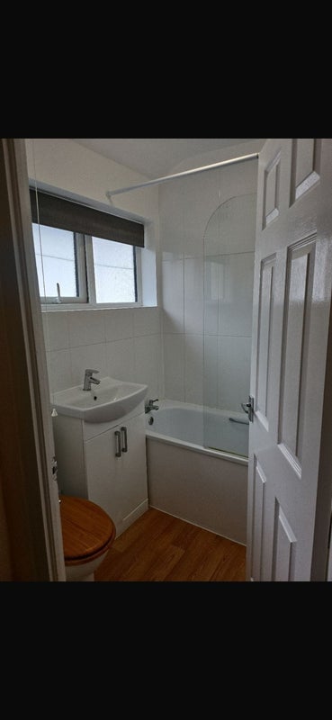 Room Southend Lane in Greater London