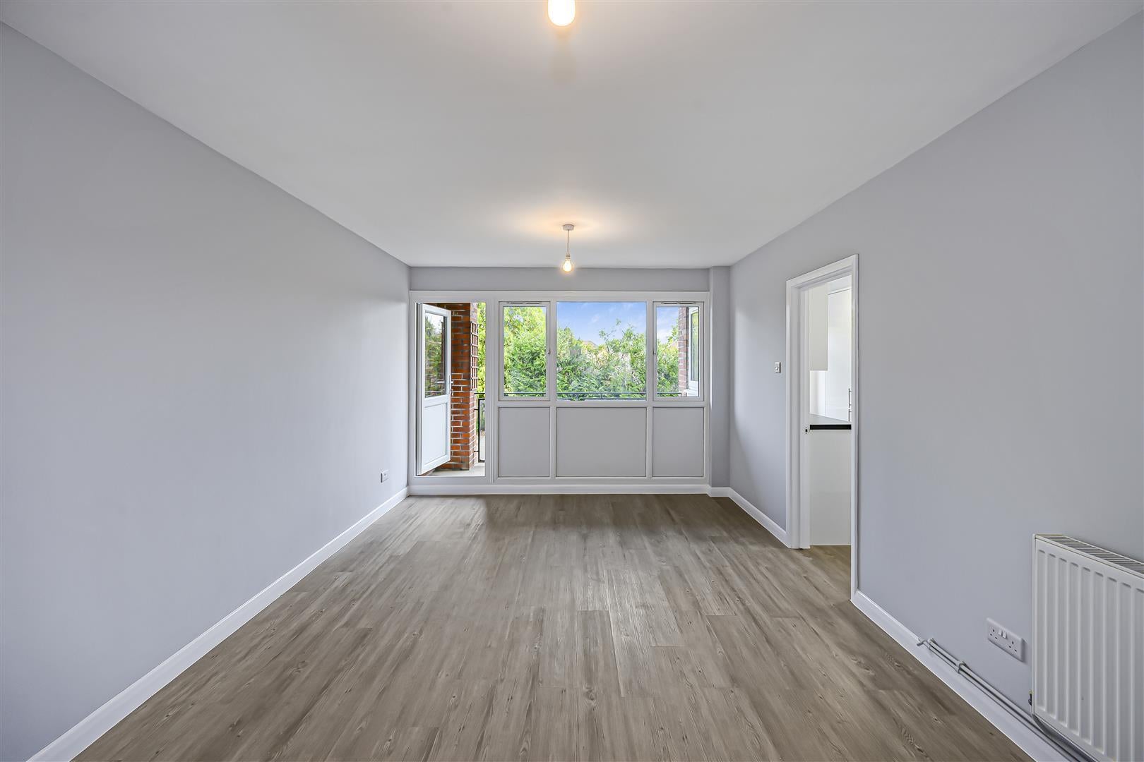 Flat The Ridgeway in Greater London
