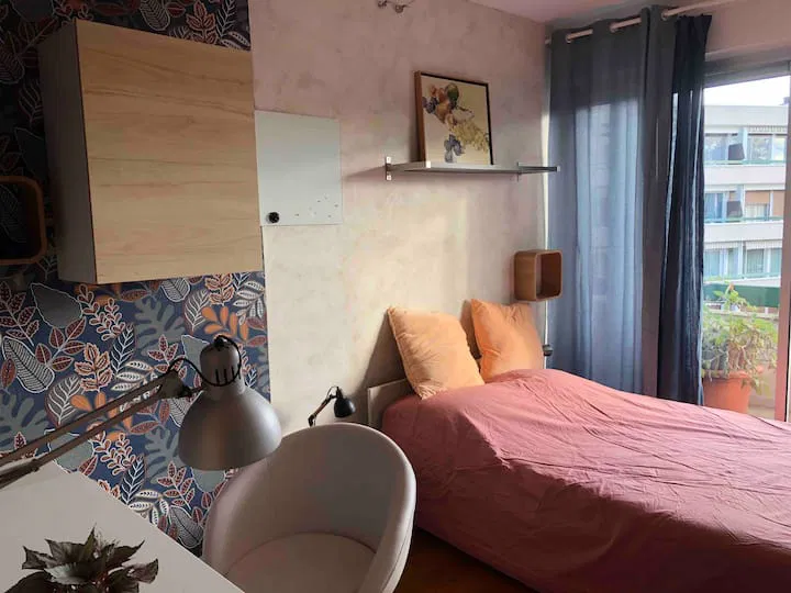 Chambre Allée Santos Dumont à Châtenay-Malabry