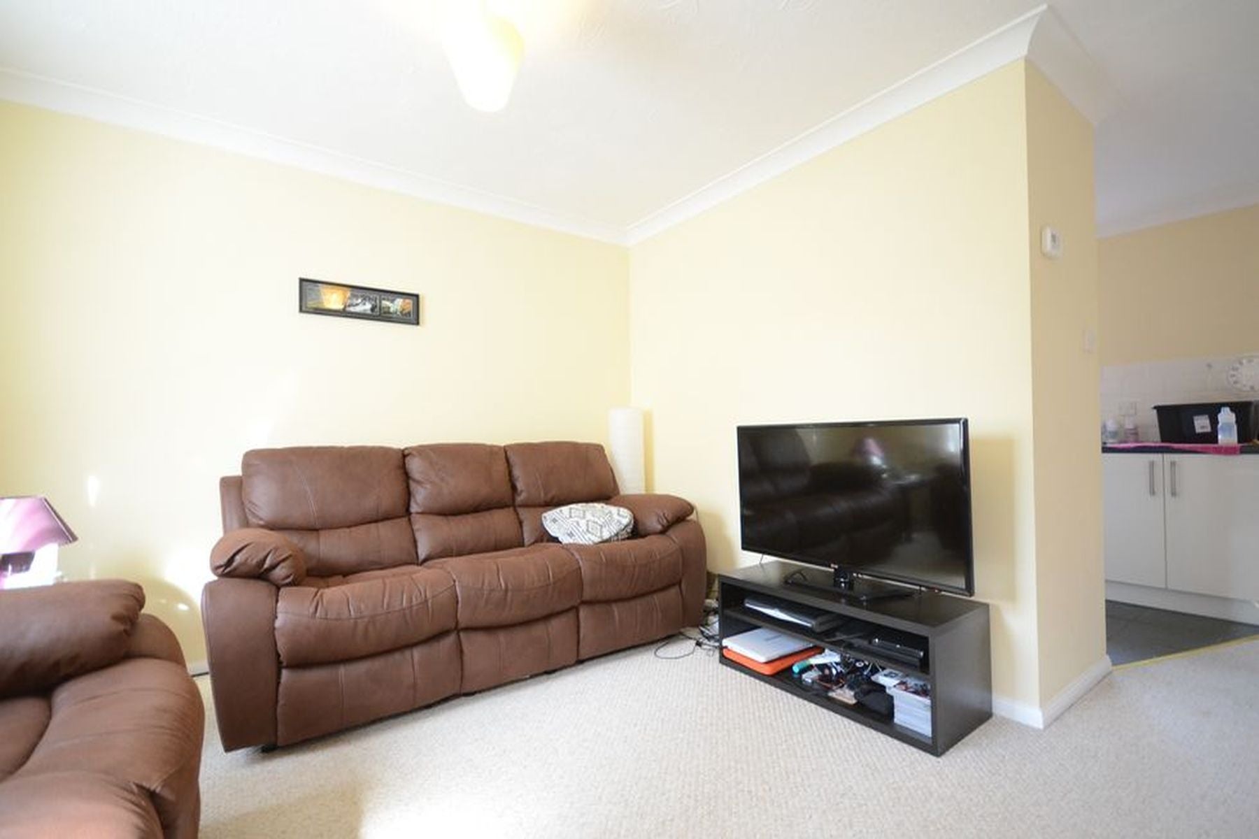 House Simkins Close in Chavey Down
