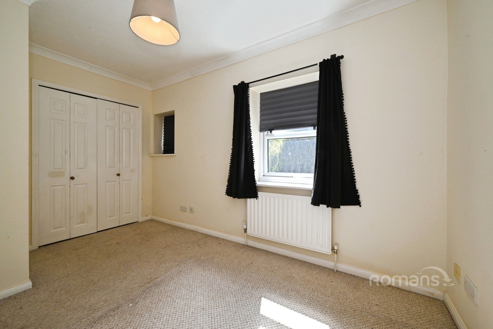 House Simkins Close in Chavey Down