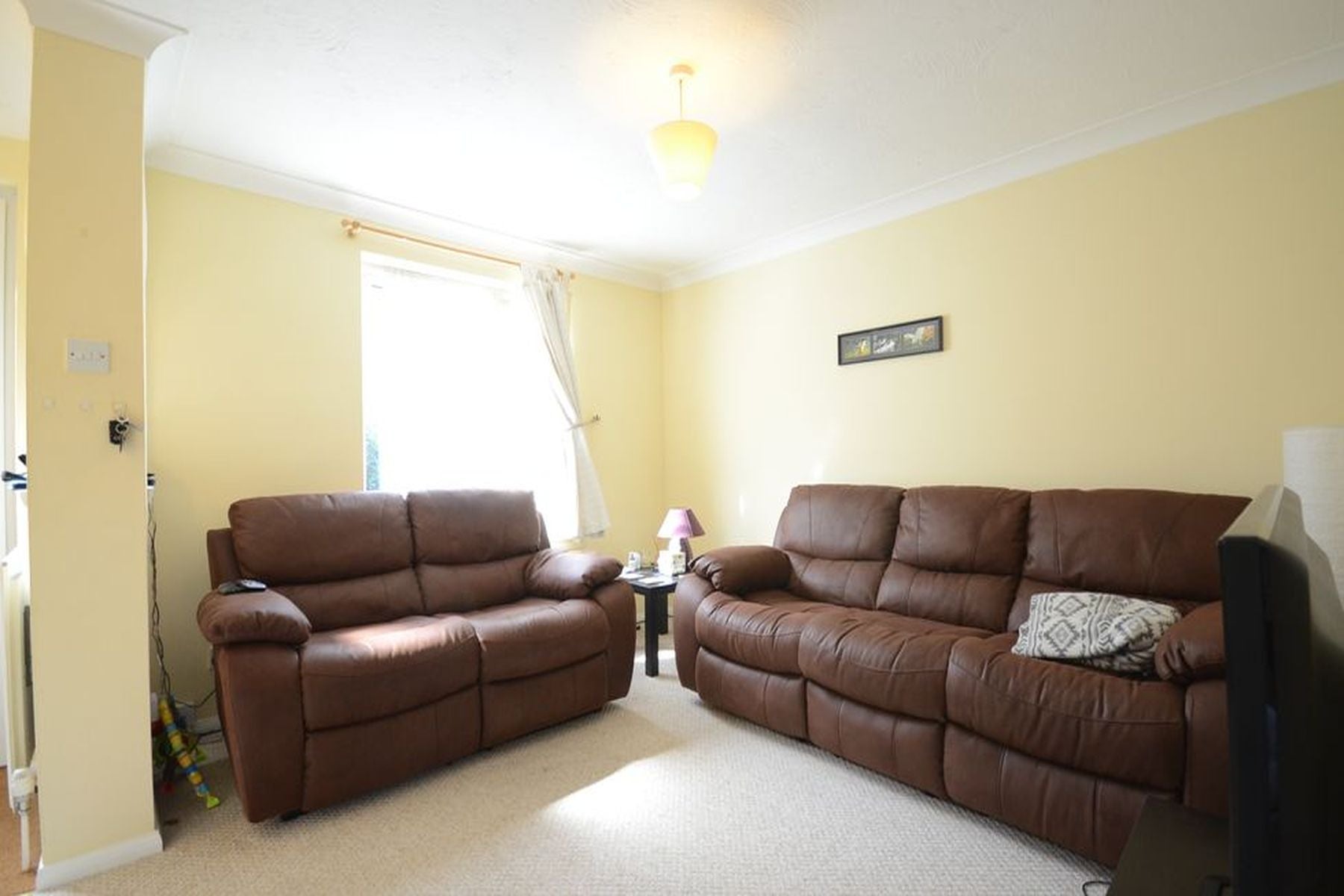 House Simkins Close in Chavey Down