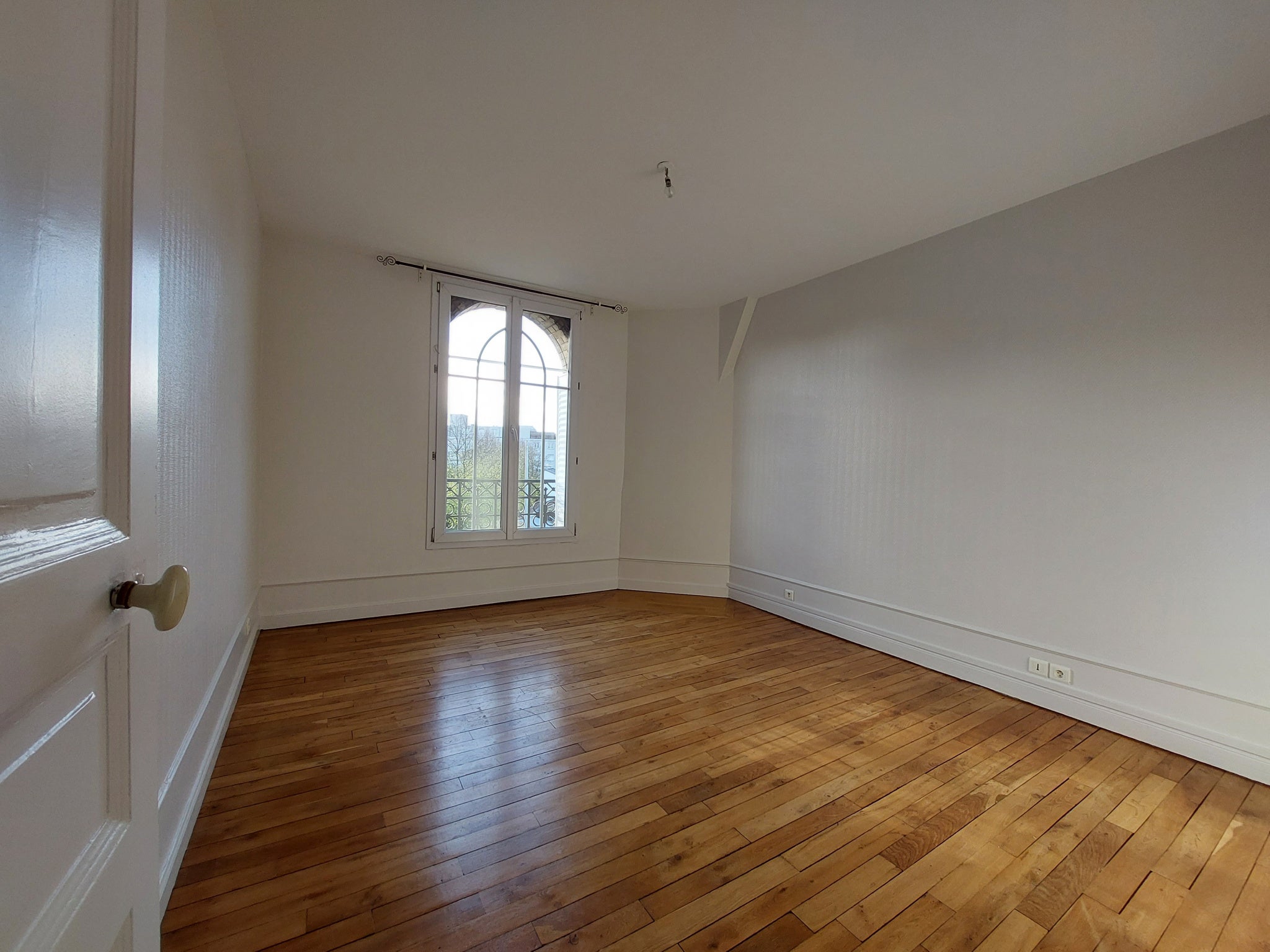 Flat Avenue Jean Jaurès in Reims