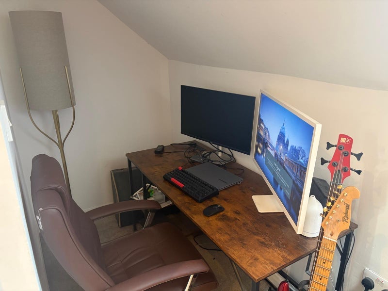 Room Willow Tree Close in Greater London