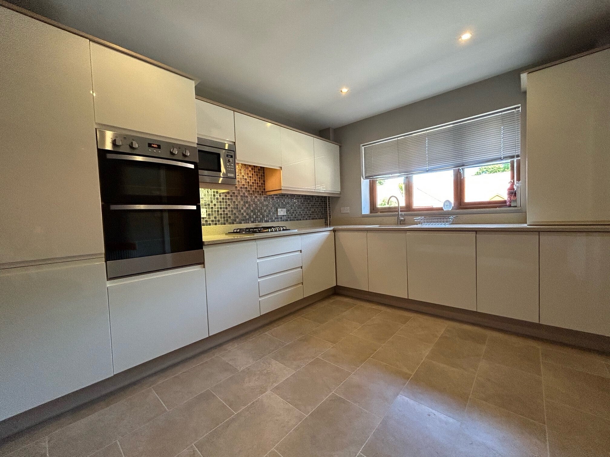 Flat Kings Gate in Rotherham