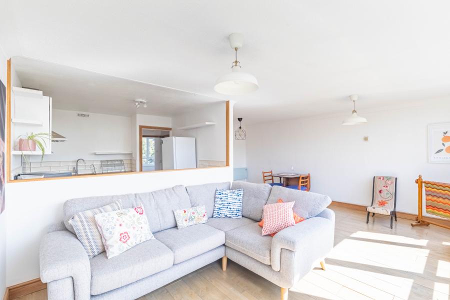 Flat Ingledew Court in Leeds