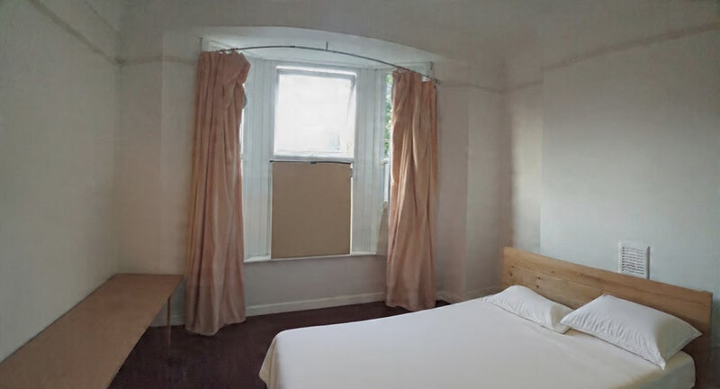 Flat Horsford Road in Greater London