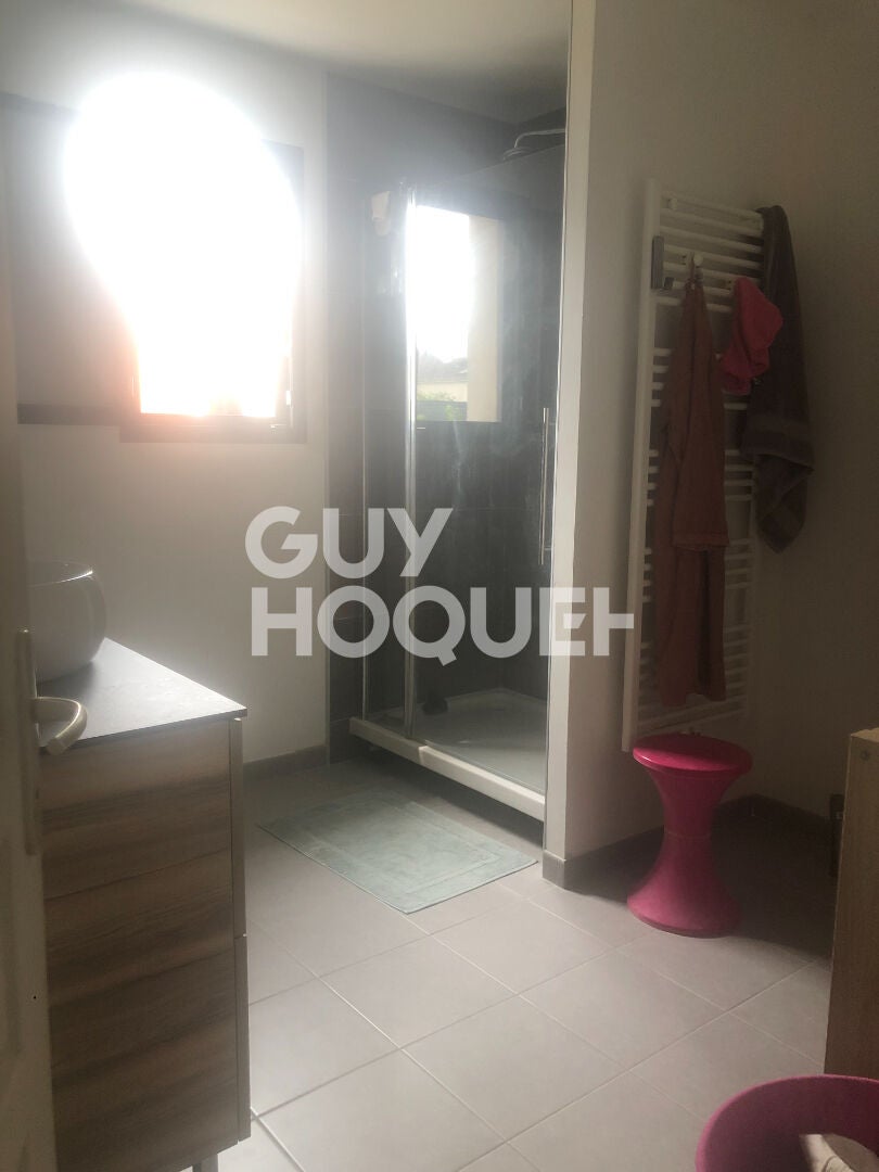Maison Rue Robert Schuman à Le Perreux-sur-Marne