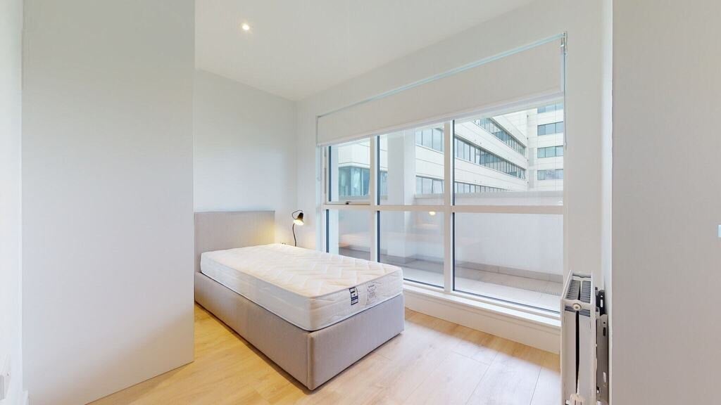 Flat Humphry Repton Lane in Greater London