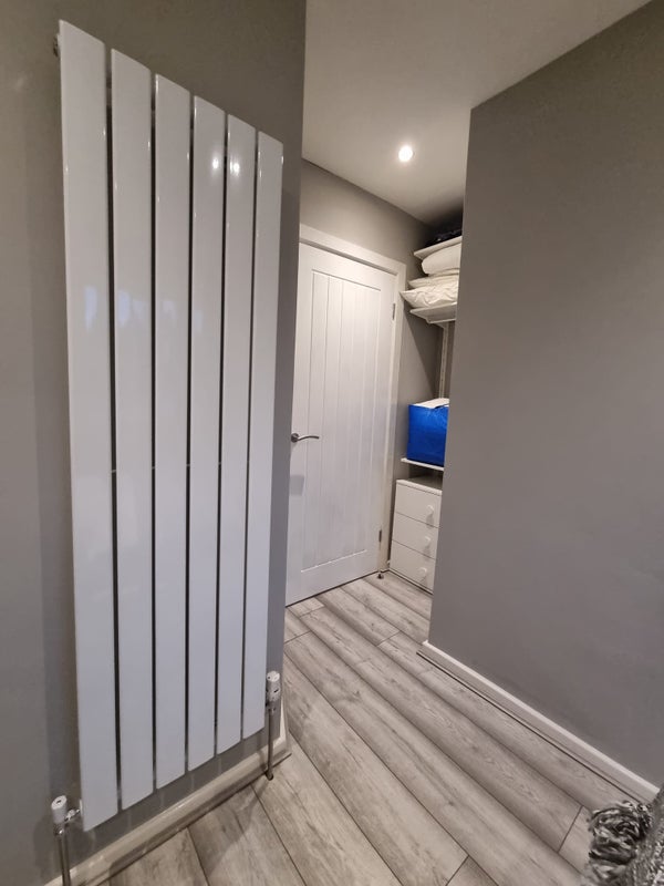 Room Shirley Grove in Kirklees