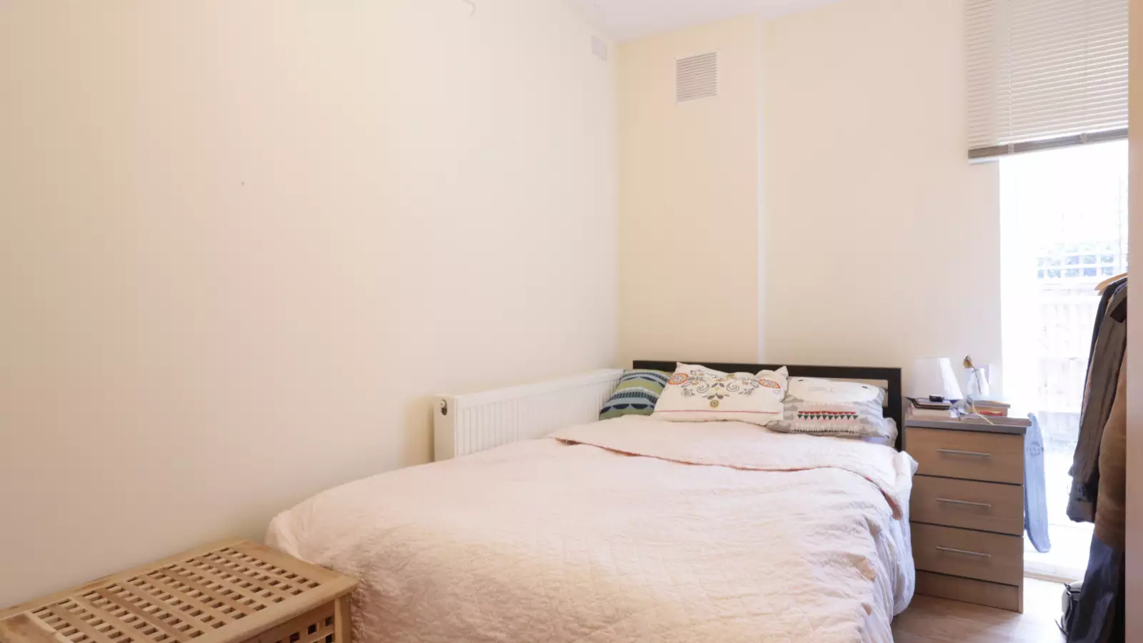 Flat Talwin Street in Greater London