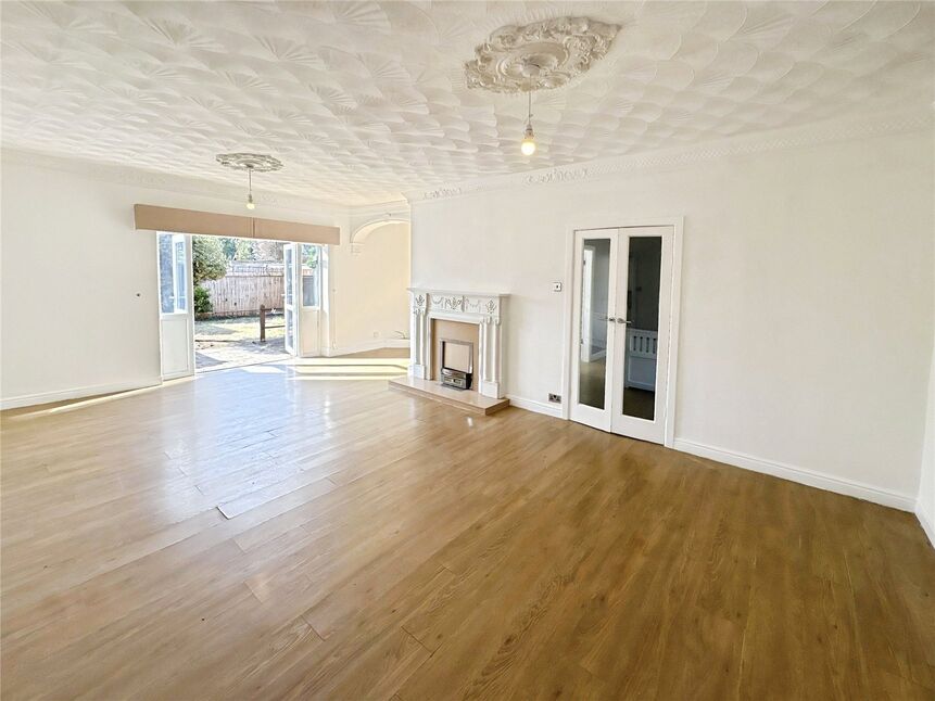 House Hall Villa Lane in Doncaster