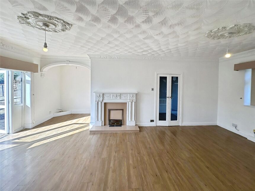 House Hall Villa Lane in Doncaster