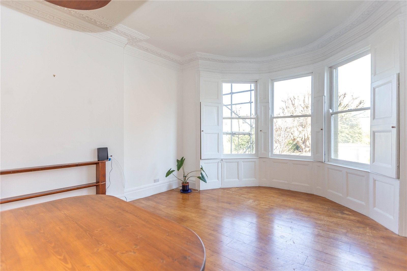 Flat Clifton Park Road in Bristol