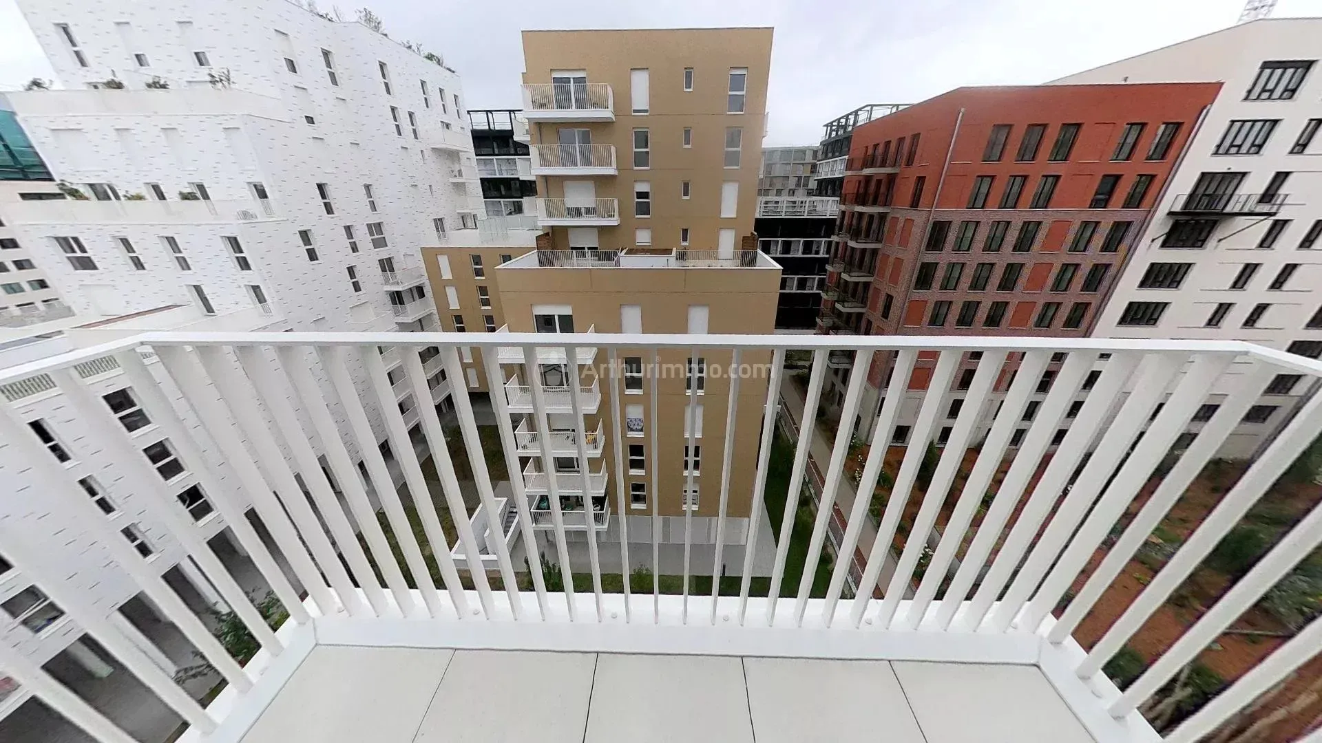 Flat Rue Henri Bergson in Asnières-sur-Seine