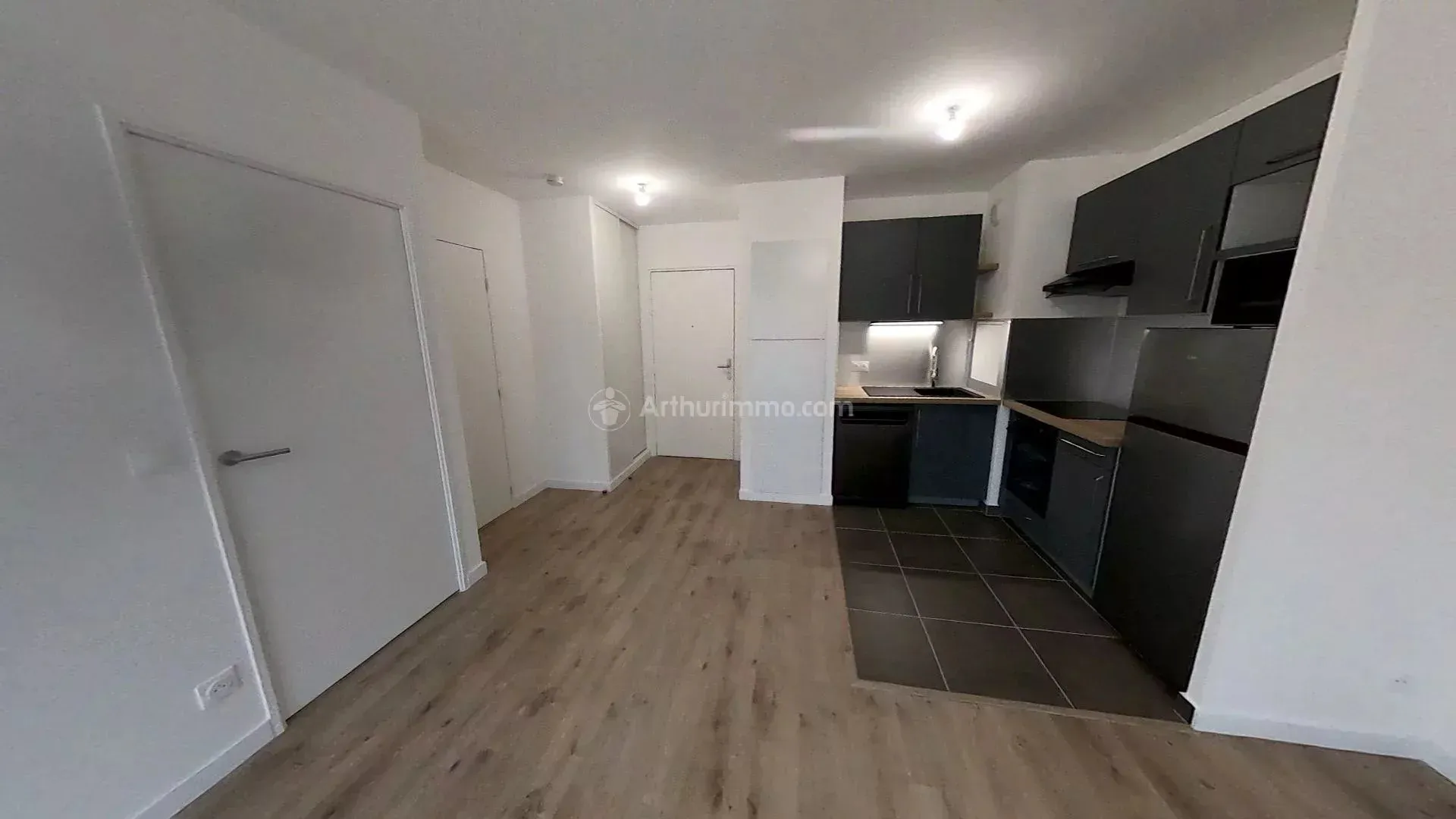Flat Rue Henri Bergson in Asnières-sur-Seine