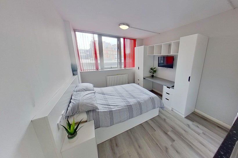 Room Milton Street in Nottingham