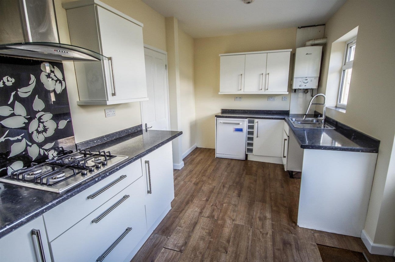 House Lawrence Grove in Dursley